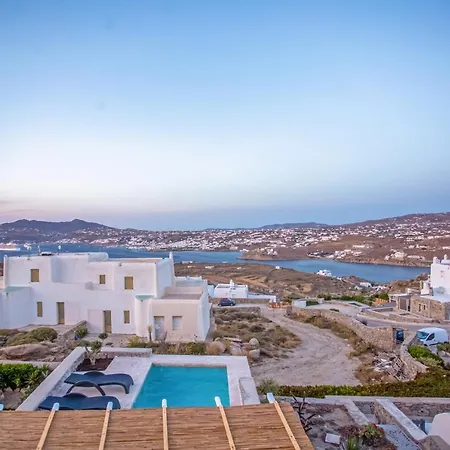 Nuera * Mykonos Town